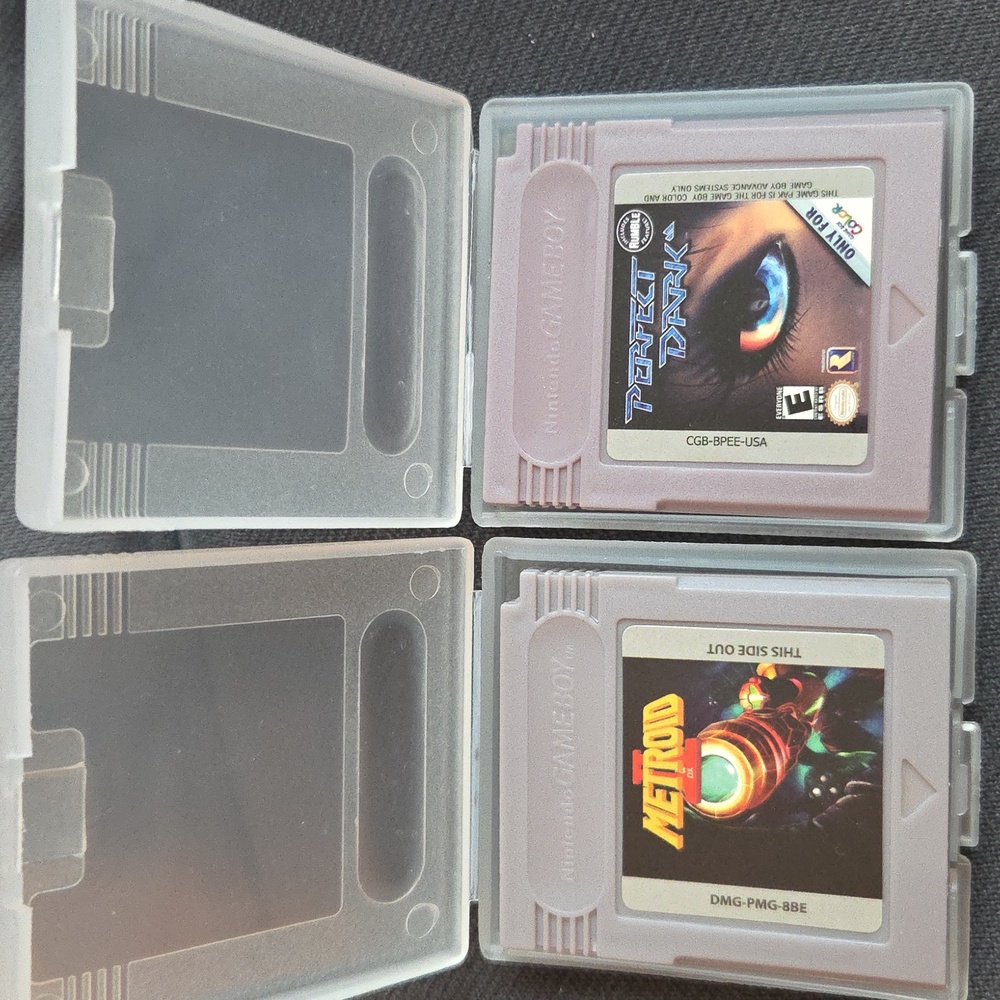 Metroid II DX and Perfect Dark Nintendo Gameboy Games